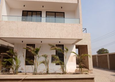 4.5-Bedroom Semi-Furnished Townhouses For Sale