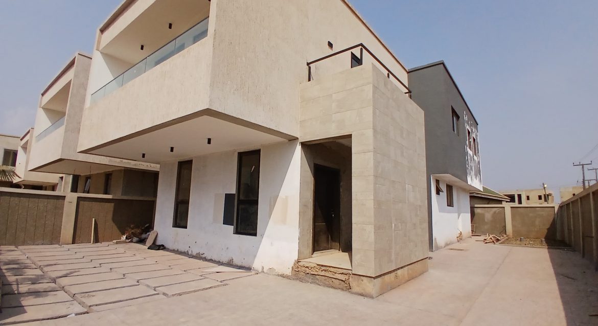 4.5-Bedroom Semi-Furnished Townhouses For Sale
