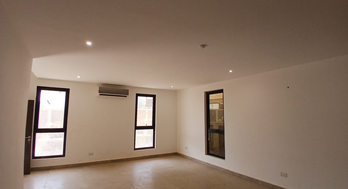 4.5-Bedroom Semi-Furnished Townhouses For Sale
