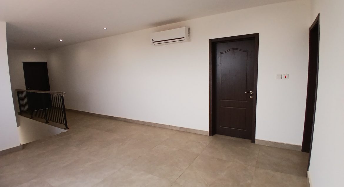 4.5-Bedroom Semi-Furnished Townhouses For Sale