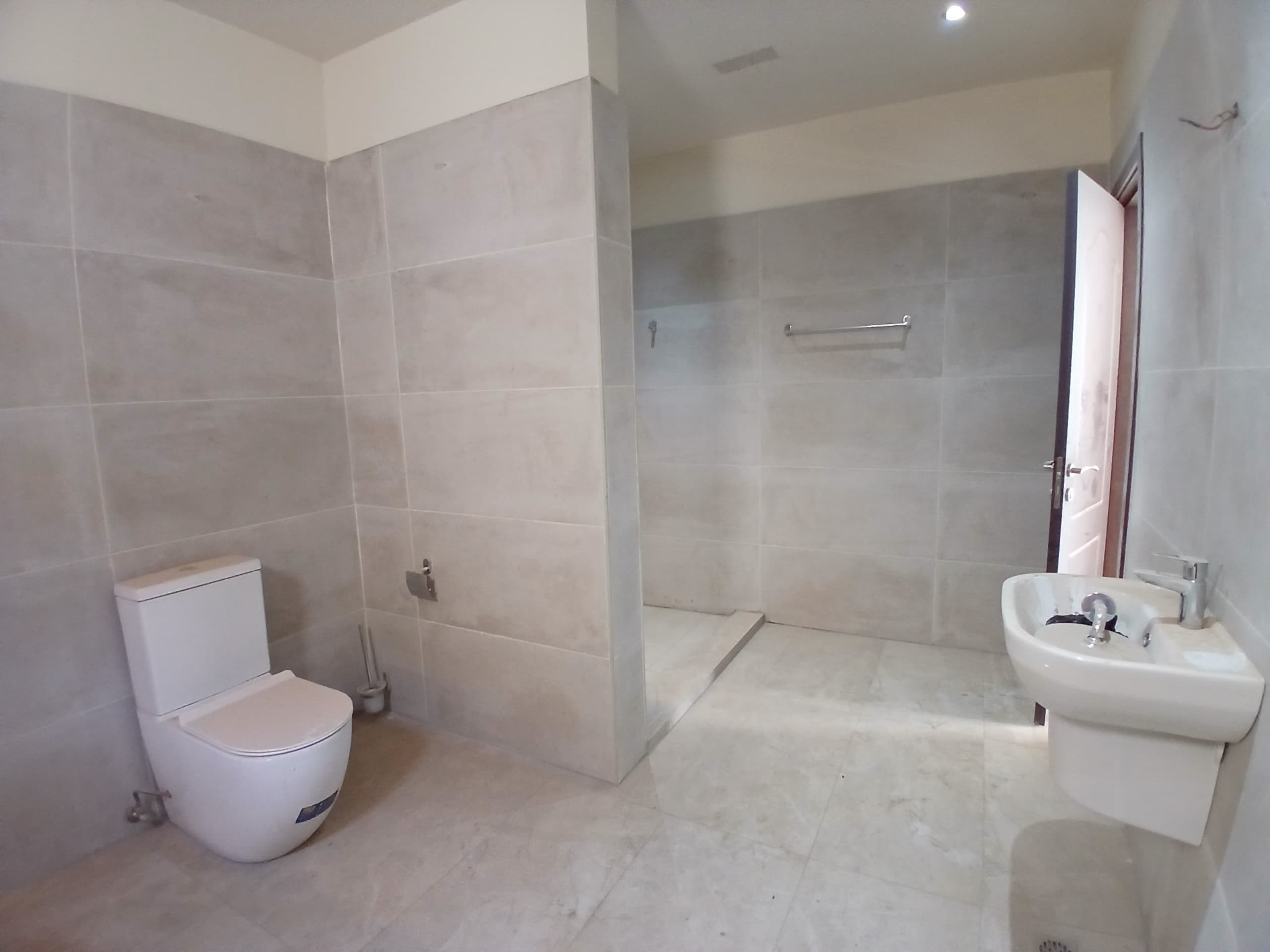 4.5-Bedroom Semi-Furnished Townhouses For Sale